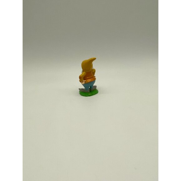 Disney Snow White Happy Figurine: Collectible Princess Toy, Cake Topper, - Picture 3 of 6